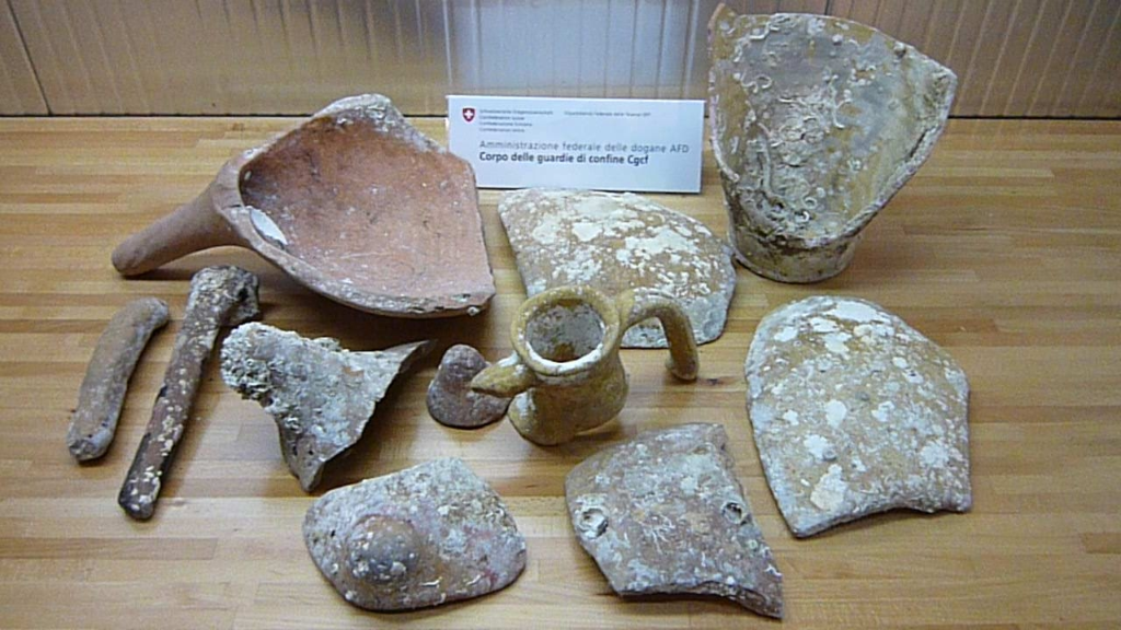 Roman amphorae from the Ionian Sea