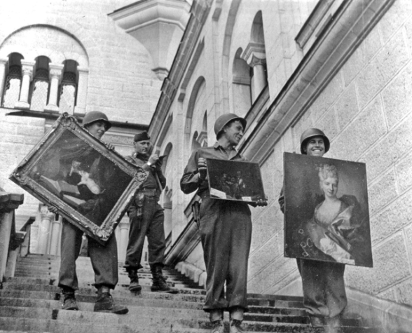 Neuschwanstein castle, 1945 