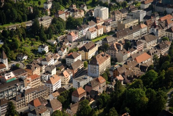 Vue aérienne du Locle © Villes de La Chaux-de-Fonds et du Locle, Aline Henchoz